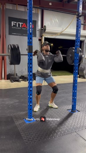 Pretty heavy front squats this morning. 💪🏾 Not seen, the 10 banded jumping squats right after. 😮‍💨 Come workout with us! 🤝🏾 #functionaltraining #crossfit #functionalfitness #thebox | The Box
