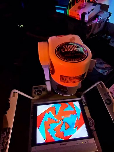 Explaining my visual presenter / flat panel monitor video feedback set up. This is part of a longer video explaining an analog video rig I used last year. It can be found on the Liquid Light Lab #youtube channel, along with many other tutorials, process, and history videos (link in Bio) My set up here uses an Elmo visual presenter and flat panel LED as a base for the video feedback, which runs through a Edirol V4 video mixer. The visual presenter has a positive / negative effect on it, which cau