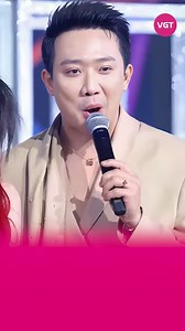 Quang Linh Vlog được tặng miếng đất nhưng từ chối Xem đầy đủ tại: https://s.vgt.vn/Bxbb Được nhiều người yêu quý và tặng quà giá trị khủng song Quang Linh Vlog nhiều lần từ chối. Gần đây, anh được tặng hẳn miếng đất. Tuy nhiên, anh không muốn nhận món quà này miễn phí, thậm chí còn trả giá miếng đất cao hơn giá thị trường. Không chỉ tạo công ăn việc làm, Quang Linh còn là một người sếp tận tuỵ, quan tâm tới cả đời sống, tinh thần của nhân viên. Gần đây, team Quang Linh đã kết nạp thêm một thanh 