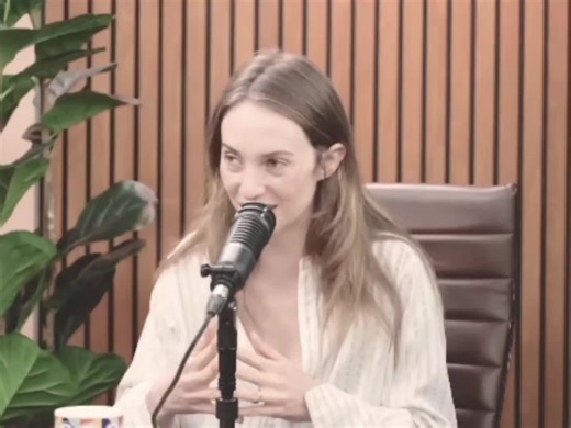 Aubrey Plaza's Award Win: Celebrating Her Talent