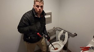 Watch How to use the drainx toilet auger ﹙drop head﹚ on Amazon Live