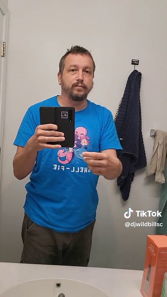 shellac bangle bracelets from India these bracelets are amazing and great craftsmanship #djwildbillsc #djwildbill #lovepeaceandchickengrease #husbieandwifie #shellacbanglebracelets