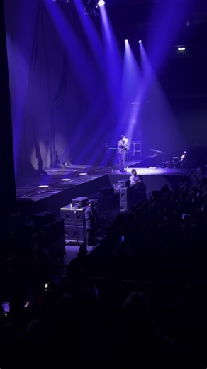 @Uber Arena schöne Erinnerung November 2025 Danke für die geile zeit mit euch @@kontra-k@@JD LOYAL@@KingKoma90WolfBrosLyl030🐺🦁🖤@@Sido@@Leony@@ANNA GREY ♪@@NESS ⭐️@Tamasund alle die mitgewirkt haben 🌹🌹🐺🐺❤️‍🔥❤️‍🔥🖤🖤🔥🔥🔥