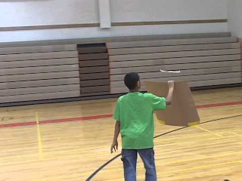 Part 4 Surf an Origami Hang Glider aka Handy Glider on a Wave of Air FLY revised 8 10