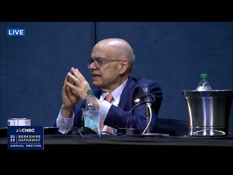 Ajit Jain: Self-driving cars will 'dramatically change' auto insurance