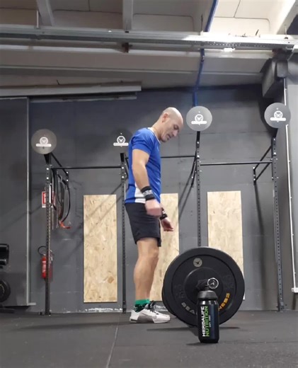 🏋️‍♂️ *Ogni ripetizione conta. Ogni scelta fa la differenza.* 💥 Con Herbalife Nutrition al mio fianco, l’energia non manca mai. 💪 Allenamento, disciplina e nutrizione: la mia formula vincente. – *Stefano, Coach del Benessere* #stiledivita #muscoli #CambiaConMe #EnergiaAllenamento #HerbalifeStyle #CoachStefano #BenessereAttivo #PerformancePlus !