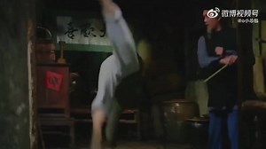 Jackie Chan knows how to workout 🐲👊💪 https://wingchunkungfu.eu/news/jackie-chan-behind-the-scenes-of-ride-on-2022 | Wing Chun