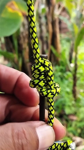 How to Tie a Bowline on a Bight | Rope Mastery