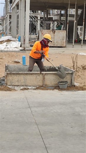 Traditional Concrete Mixing & Column Pouring Techniques