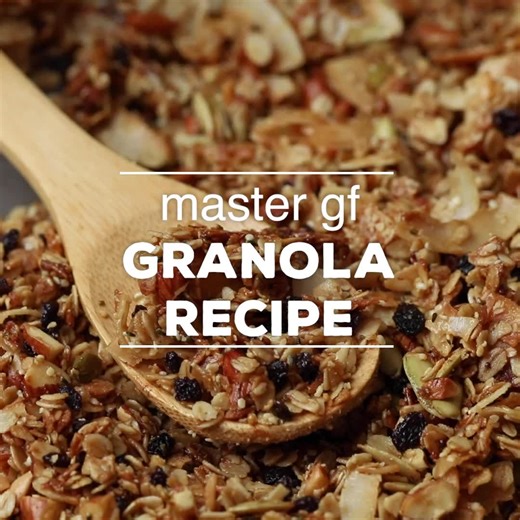 Crunchy, cluster-packed Healthy Gluten Free Granola that works just as well for a gf breakfast, yogurt bowls, or straight off the pan snacking. 🥣 See comments for full recipe! . . . . https://glutenfreeonashoestring.com/gluten-free-granola/ #glutenfregranola #glutenfreebreakfastrecipe #glutenfreebreakfast | Gluten Free on a Shoestring