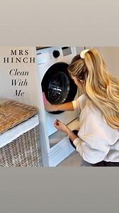 Sophie Hinchliffe | 🧽 Washing Machine Clean 🧽 the filter though … FILTH 🤢🤣 Soz! I haven’t cleaned it since November guys so that right there is what you call... | Instagram