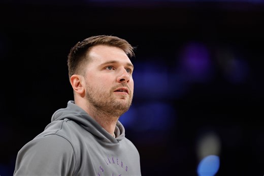 Fans castigate Jaden McDaniels' ill-intended foul on Luka Doncic