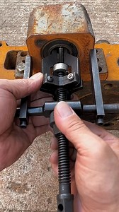 Inner hole bearing puller #good tools to share #puller puller | Hardware tools