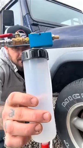 🚗 One-Person Brake Fluid Change Made Effortless! Say goodbye to the back-and-forth hassle of traditional brake bleeding! This all-in-one tool lets you extract brake fluid quickly and easily, perfect for cars, motorcycles, boats, RVs, trucks, and heavy equipment. Smooth operation, secure connections, and pro-level efficiency — get the job done solo, fast, and clean. ⛽😎 https://www.prefacein.com/products/auto-car-brake-fluid-oil-change-replacement-tool | Prefacein
