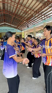 727K views · 9.9K reactions | Break time muna sa practice. #mejalo Dance Trend muna with the CCNHS Indak Nationalians Dance Troupe. #Gawagaway-yan #trendingreelsvideo Zaijan Erik Mabanag Samantha Nicole Pattaui Dreick Babaran | Herzon Santos Cabanayan | Facebook