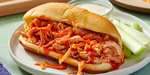 Slow Cooker Buffalo Chicken Sandwiches