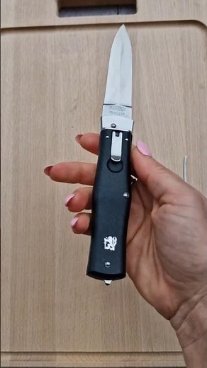 Mikov Predator Replacing Spring. Removal and Reinstallation Glass breaker #edc #knifecommunity