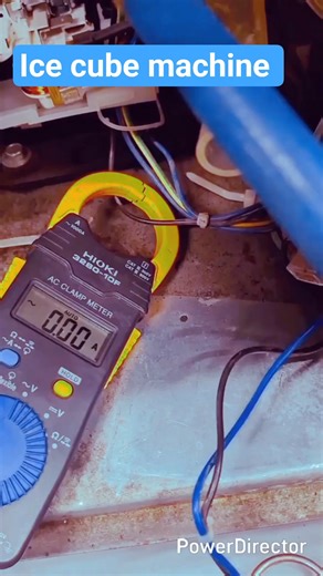 “How to Make ❄️ Ice Cube Machine | Easy DIY Cooling Trick | Viral Shorts”‪@SlairconditionWork‬