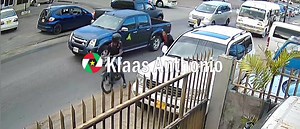 454K views · 6K reactions | Straatberoving Kwattaweg 26 januari 2024 Kent u deze 2 luizen, geeft het gelijk door aan de politie (115, 179 of MIA Meldpunt Informatie Anoniem https://www.waterkant.net/suriname/2024/01/27/man-schiet-vrouw-te-hulp-als-rover-haar-ketting-wegrukt/ | Klaas Anthonio | Facebook