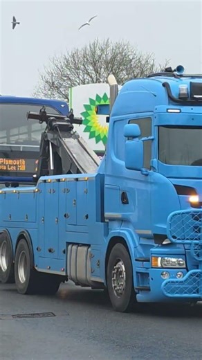 Field Services Scania towing Bluestar Scania Omnidekka with mega tones leaving Ivybridge 16/03/26