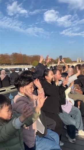 바토 파리지앵 타고 센 강 위를 둥실둥실~⛴️ #파리유람선 #센강 #아이랑프랑스 #안데르센여행사
