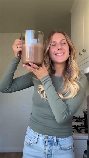 The M1 makes it so easy to whip up fresh plantbased milk at home, and it’s honestly one of my most