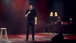 Hånden på hjertet. Ville du så ikke være villig til at overlade magten i landet til Kronprins Frederik? Jeg håber vi ses til mit nye show DÆMONKRATI til efteråret 🙏❤️ | Michael Schøt