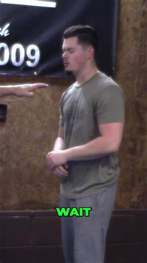 Unlock your arm wrench potential! Little adjustments, HUGE difference. Feel the energy shift! #MartialArts #SelfDefense #TrainingTips #FightTechnique