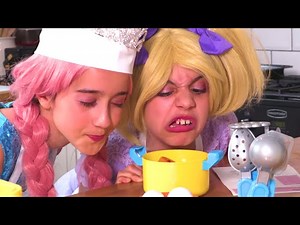 Princess Pretend Cooking  Play Food  Princesses In Real Life | Kiddyzuzaa - Videos For Kids