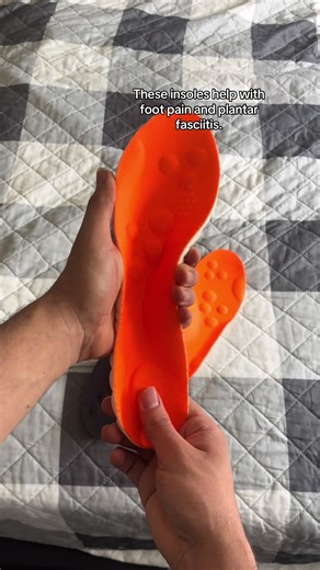 If you work more than 8 hours a day on your feet, you need to see this. These insoles help relieve plantar fasciitis pain. Say goodbye to your old insoles. They support key pressure points and help improve posture. #insoles #footpain #plantarfasciitis #pressurepoints #standingallday