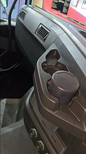 VOLVO FM 420 - LNG TRUCK CABIN FEATURES