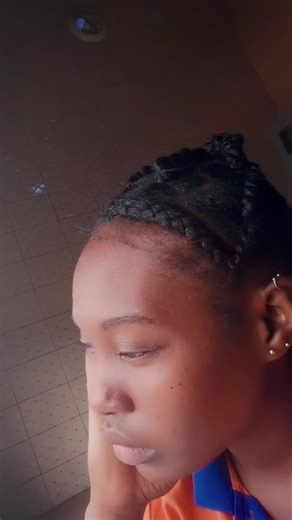 Vidéos de la chanceuse bangs (@la.chanceuse.bang) avec son original - Annicha20