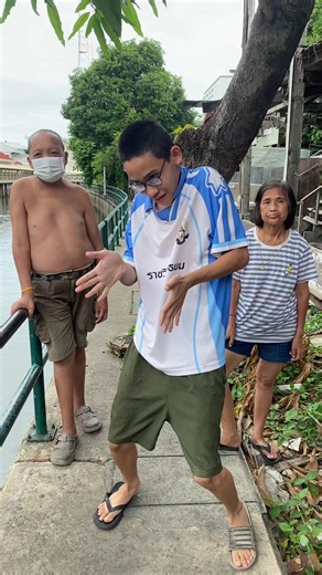 เงินอยู่ในกระเป๋าอยู่ที่เราจะให้ใคร#fyp #กระแสมาแรง #เต้น | money in the bank