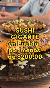 Sushi GIGANTE y barato en Puebla 🍣🍱🥩 #hamburguesa #puebla #quehacerenpuebla #burger #sushi #buffet #tacos #hotcakes #pizza #pueblacity #carlsjr #burgerking #mcdonalds #recomendaciones #gratis #premios #amigos #universidad | Ale Invita