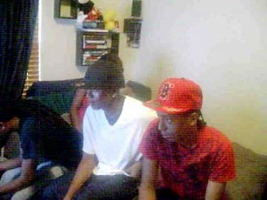 2 kids 1 sandbox reaction BHR