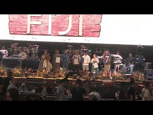 Thousands turn out for Fiji Tribute concert