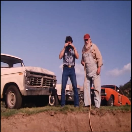 The Dukes of Hazzard Season 6 Episode 1 Lulu's Gone Away 14 | Mizara