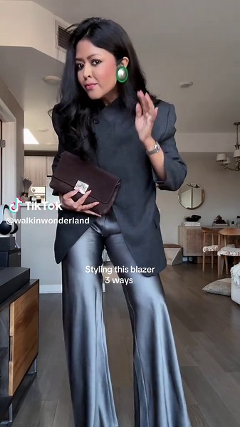 Outfit deets: link in bio