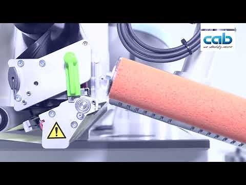 HERMES Q study: Labeling moving objects with the help of a robot