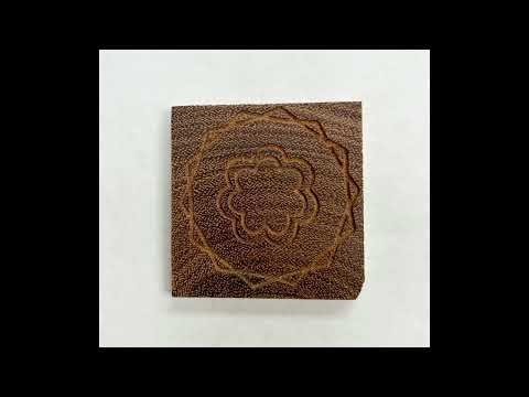 Cutting on a Rose Engine lathe using a Plain 7 rosette