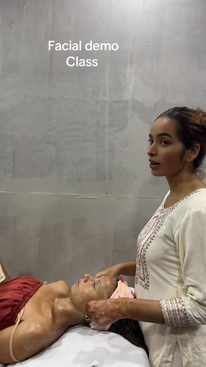 201 reactions · 9 comments | Facial demo class | शान्ति व्यूटि पार्लर | Facebook