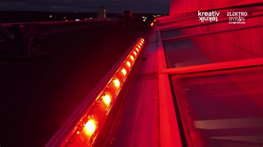 To animate Cultural Centre Spira’s glass facade after dark, precision was key. Eighty-seven ColorGraze MX4 Powercore luminaires line the lower edge of the building, each individually addressable to create subtle movement and controlled color shifts that follow the architecture’s rhythm. Powered by Data Enabler Pro gen3 and programmed via DMX, the system enables flexible lighting scenes that can be adjusted locally or remotely for performances and events. The result is a dynamic, intuitive lighti