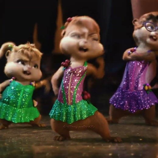 Come on shake your body baby do that conga 💜💗💚💅✨ #edit #alvinandthechipmunks #shorts