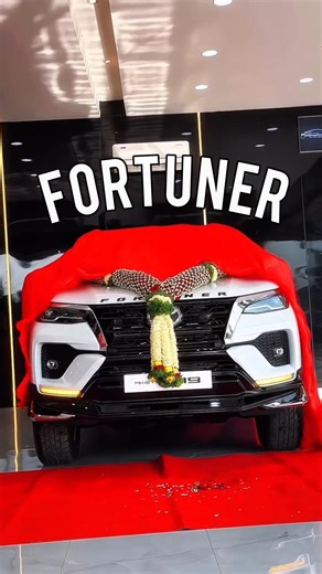 Legender Worth Extra Money? 💰 Fortuner vs Legender Truth!