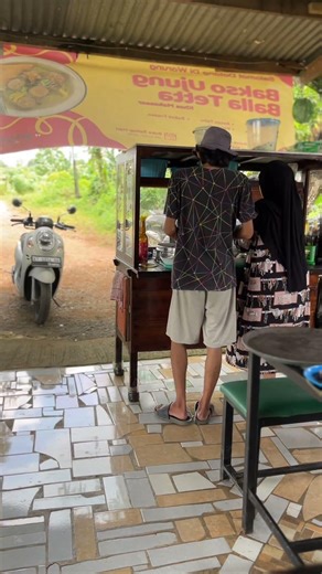 Warung Bakso Ujung Balla Tetta Open 10.00 - 18.00 wita #penjualbaksopemula #nyuknyangmakassar