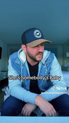 She’s Somebody’s Daughter Song Lyrics – Drew Baldridge