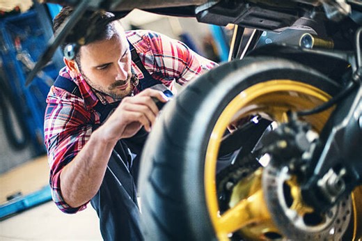 Contrôle technique deux-roues : ce qu'il faut savoir en 2025