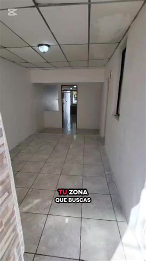 Opción con un buen precio $$ 🏡 ¡CASA EN VENTA – KM 13.3 CARRETERA NUEVA LEÓN! 📍 Hermosa casa modificada en residencial pequeño y muy seguro 🔐 💰Inversión: U$55,000 Dólares ✨ Características: ✔️ 3 habitaciones (principal ampliada de 19 m²) ✔️Secundaria ampliada ✔️ 2 baños ✔️ Sala – comedor ✔️ Cocina con gabinetes de madera ✔️ Patio embaldosado con lavandería ✔️ Fachada bonita con verjas 📐 Terreno: 112.64 m² | Construcción: 98 m² aprox. 🚗 Parqueo al frente y amplio estacionamiento comunal 🌿 