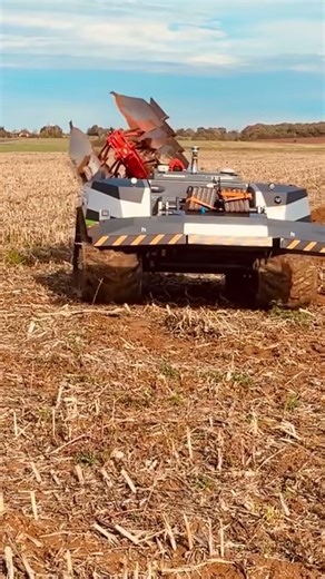 🔥 Meet the AgXeed Autonomous Tracto #shorts