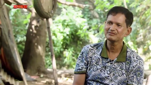 Nagmahal, Nagselos, Nag-Amok | SOCO BALIKAN: Siniyasat ng "SOCO" kung bakit nag-amok ang isang dating seaman sa kanyang barangay sa Brgy. 171, Bagumbong, Caloocan City noong Nobyembre 5, 2012.Alamin ang buong detalye sa #CAThrowback na ito. Sumali sa ABS-CBN News Viber community para sa latest na balita at impormasyon: https://abscbn.news/Viber | ABS-CBN SOCO